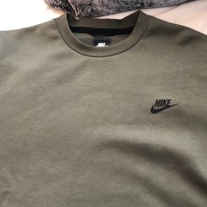 Nike Tech Sweatshirt